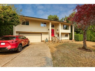 2283 NE 38th Dr, Gresham, OR 97030