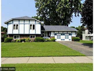 1883 1883 Hamline Ave N, Falcon Heights, MN 55113