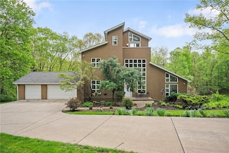 100 Trillick Way, Baden, PA 15005