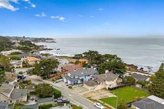 186 Sloat Ave, Pacific Grove, CA 93950