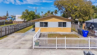 5841 Lincoln St Unit 1, Hollywood, FL 33021