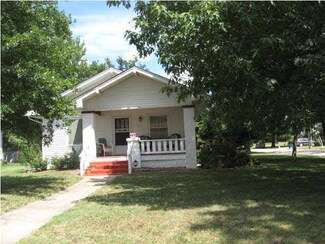 502 N Myrtle St, Eureka, KS 67045
