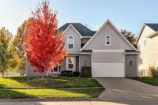 110 56th Place, West Des Moines, IA 50266