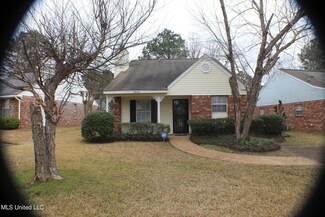 2010 Fox Hill Ln, Byram, MS 39272