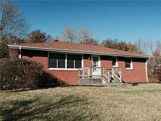 10887 S Dixie Hwy, Portage, OH 43451