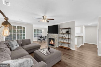 123 Streamside Dr, Roswell, GA 30076