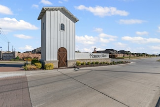 14004 Gaskin St, Pilot Point, TX 76258