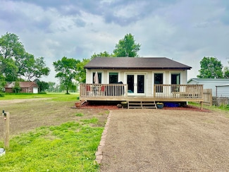 300 5th Ave N, Badger, SD 57214