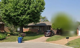 10756 Gail Ct, Saint Louis, MO 63123