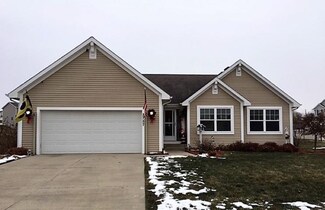 2757 Brockway Dr, Des Moines, IA 50320