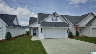 156 Shiloh Creek Dr, Calera, AL 35040