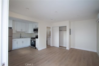 2255 N Catalina St Unit 201, Burbank, CA 91504