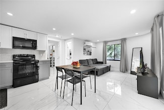 1281 NE 110th St, Miami, FL 33161