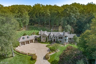 14 Bliss Rd, Mendham, NJ 07945