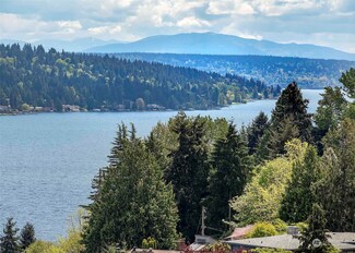 15020 Bothell Way NE Unit 402, Lake Forest Park, WA 98155