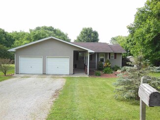 405 E 3rd St, West Lebanon, IN 47991