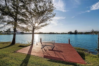 4530 SW 87th Ave, Miami, FL 33165