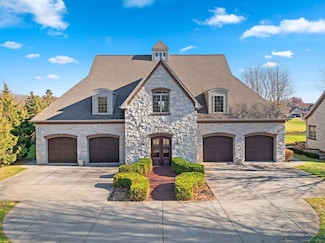 N8426 N Shore Rd, Menasha, WI 54952