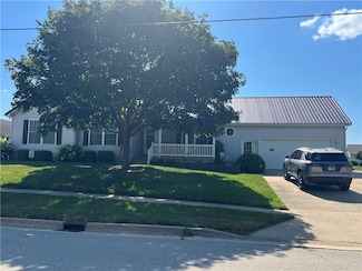 1215 Westside Dr, Mount Zion, IL 62549