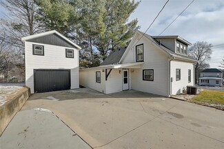 503 E Main St, West Branch, IA 52358