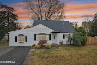 1100 Green Grove Rd, Neptune, NJ 07753