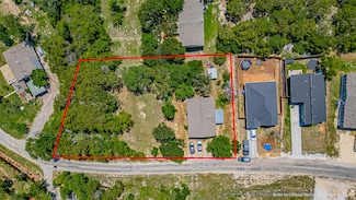 1418 Corona Dr, Granbury, TX 76048