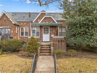 1923 E 32nd St, Brooklyn, NY 11234