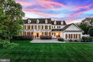 717 Bentley Ct, Moorestown, NJ 08057