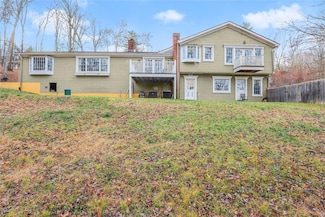 675 Quaker Rd, Chappaqua, NY 10514