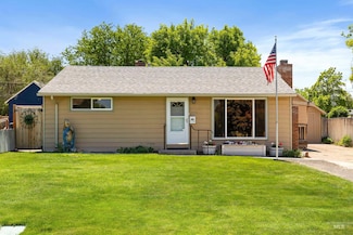 2074 11th Ave E, Twin Falls, ID 83301