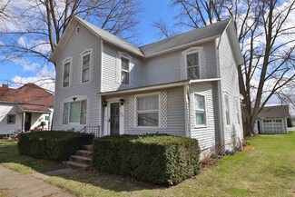405 N Race St, Monon, IN 47959