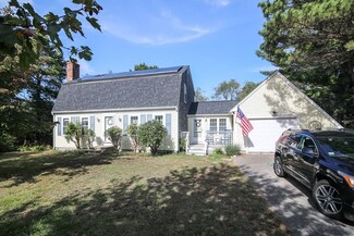 3 Dover Dr, Sandwich, MA 02563