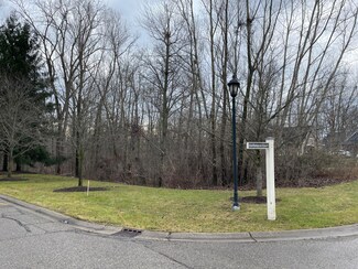 78 Easthampton Ct NE, Grand Rapids, MI 49546