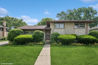 1007 N Gibbons Ave, Arlington Heights, IL 60004