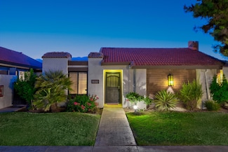 2360 Miramonte Cir W Unit B, Palm Springs, CA 92264