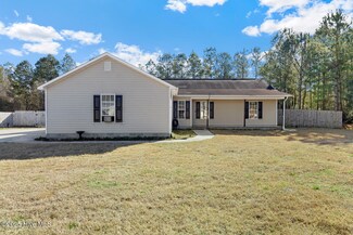 197 Liberty Park Rd, Jacksonville, NC 28540