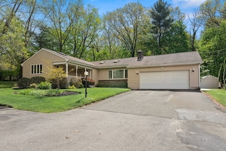 9 Birchwood Terrace, Groveland, MA 01834