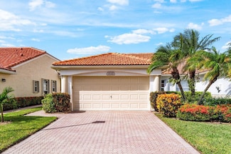 15321 Lake Wildflower Rd, Delray Beach, FL 33484