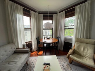 620 6th St Unit 4, Brooklyn, NY 11215