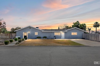 10429 Enger St, Bakersfield, CA 93312