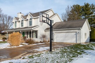 107 N 14th St, Oregon, IL 61061