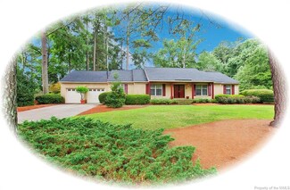 5 W Carriage Hill Dr, Poquoson, VA 23662