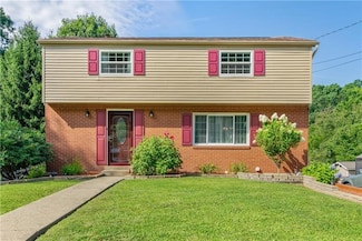 1513 Sugarloaf Dr, Pittsburgh, PA 15239