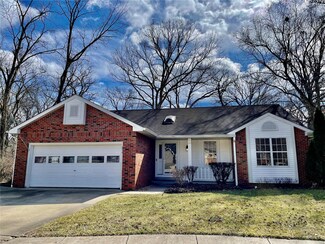 214 Oxford Ave, Fairview Heights, IL 62208