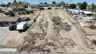 10 Pepper Tree Dr, Victorville, CA 92394