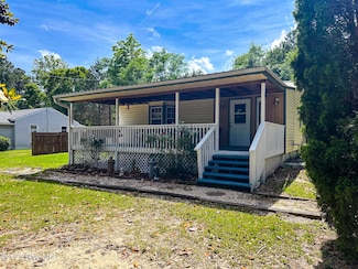 178 Stanley St, West End, NC 27376