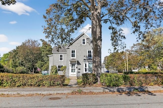 73 High St, South Portland, ME 04106