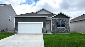 5100 169th St, Urbandale, IA 50323
