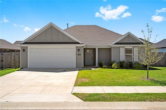 913 Sugar Pine St, Springdale, AR 72762