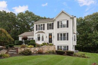 217 Castle Rocks Rd, Warwick, RI 02886